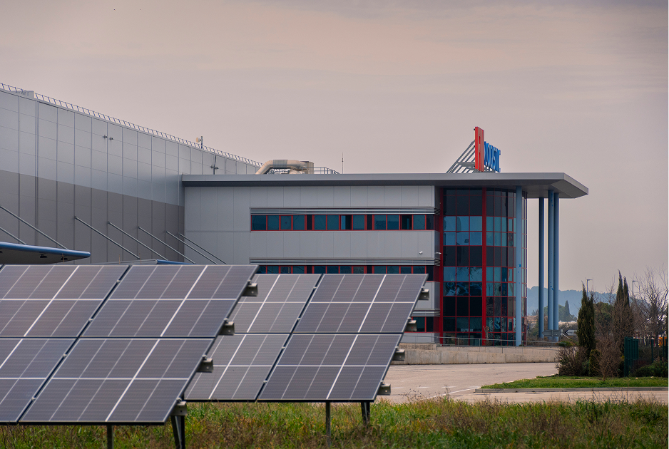 Sustainability header in desktop version